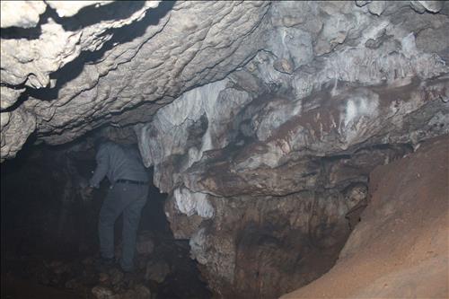 Zırtlantaşı Mağarası